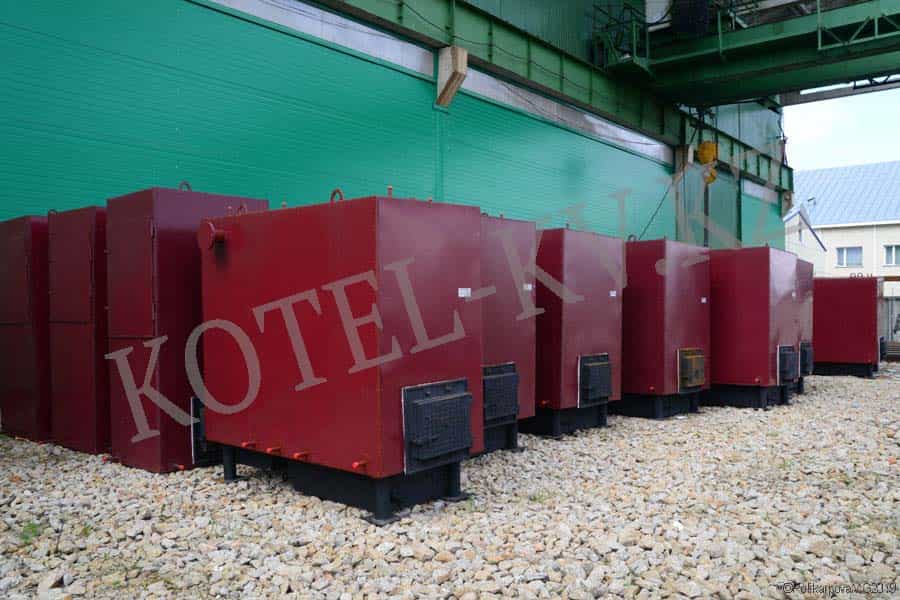 Водогрейные котлы с ручной топкой КВр